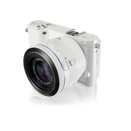 Samsung NX1000 Dijital Fotoğraf Makinesi White (ÇANTA+4GB SDC KART HEDİYELİ)
