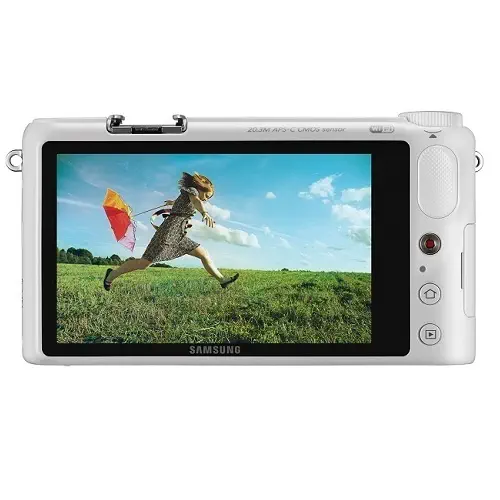Samsung NX2000 Dijital Fotoğraf Makinesi Beyaz(ÇANTA+4GB SDC KART HEDİYELİ)