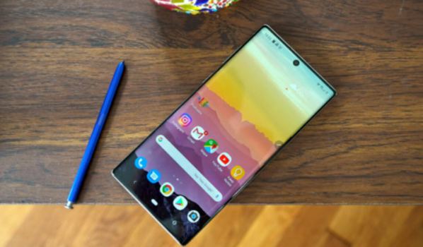Samsung, Galaxy Fold ve Galaxy Note 10 Lite için Yeni Güncelleme Gönderdi