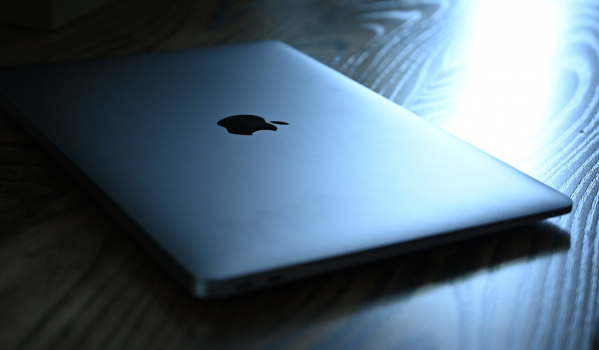 Apple, Yeni MacBook Air ve MacBook Pro için M2 Yongasını Tanıttı!