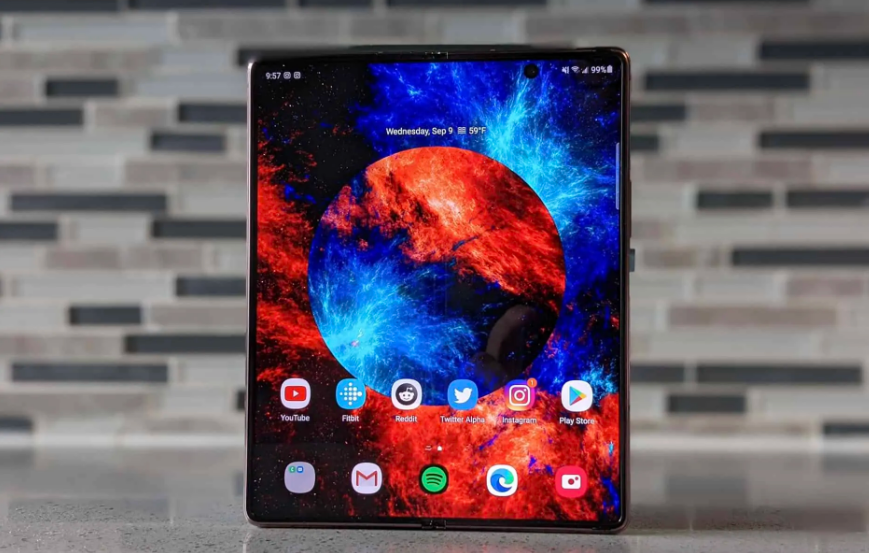 Haziran Güvenlik Güncellemesi Galaxy Z Fold 2'ye de Gönderildi!