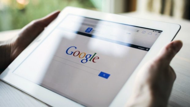 Google, Arama Sonuçlarına Yorum Özelliği Ekledi