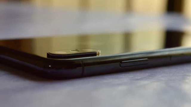 iPhone X’da Yan Tuşu Kullanarak Yapabileceğiniz Yedi Şey!