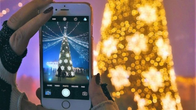iPhone İle En İyi Yılbaşı Gecesi Fotoğrafları Çekmek İçin İpuçları