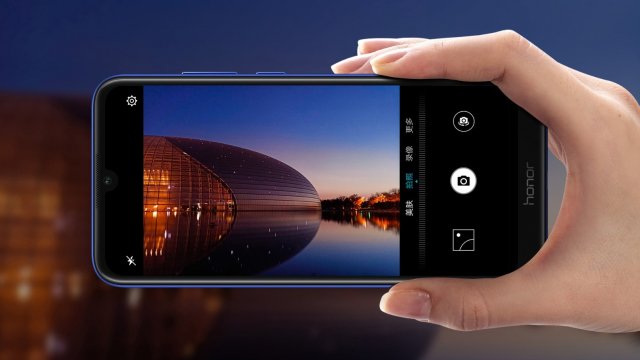 Uygun Fiyatlı Honor Play 8A Tanıtıldı