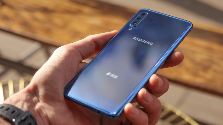 Galaxy A7 2018, Android 9.0 Pie Güncellemesine Kavuşuyor