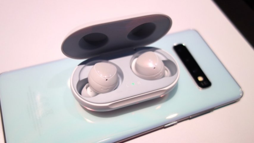 Samsung’un Yeni Kablosuz Kulaklığı Galaxy Buds Tanıtıldı