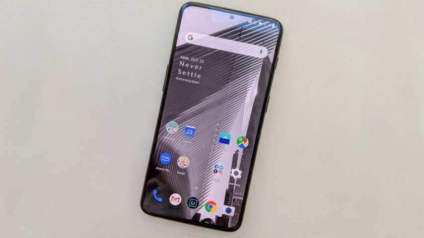 OnePlus 7 Canlı Kanlı Görüntülendi