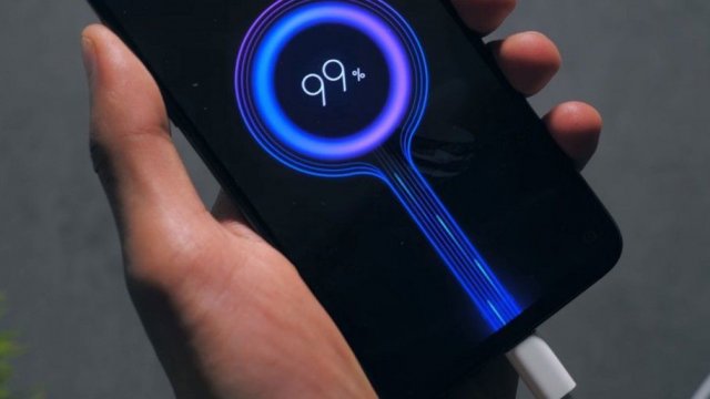 Xiaomi'nin Yeni Hızlı Şarj Teknolojisi İddialı Geldi (Video)