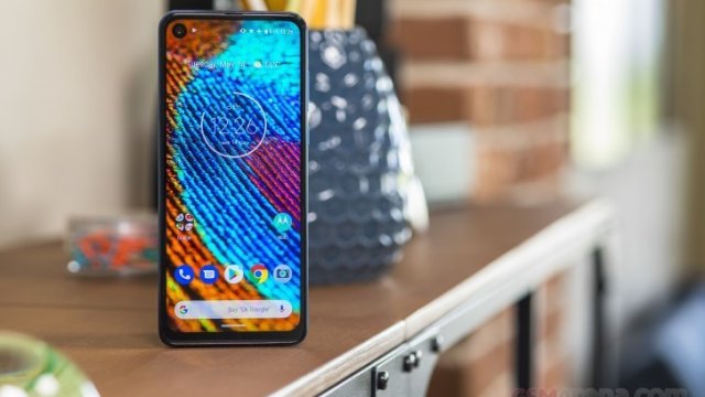 Motorola One Vision vs. Xiaomi Redmi Note 7 Pro Karşılaştırması