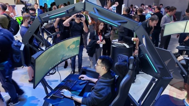 Acer, 14 Bin Dolarlık Oyuncu Koltuğunu Tanıttı