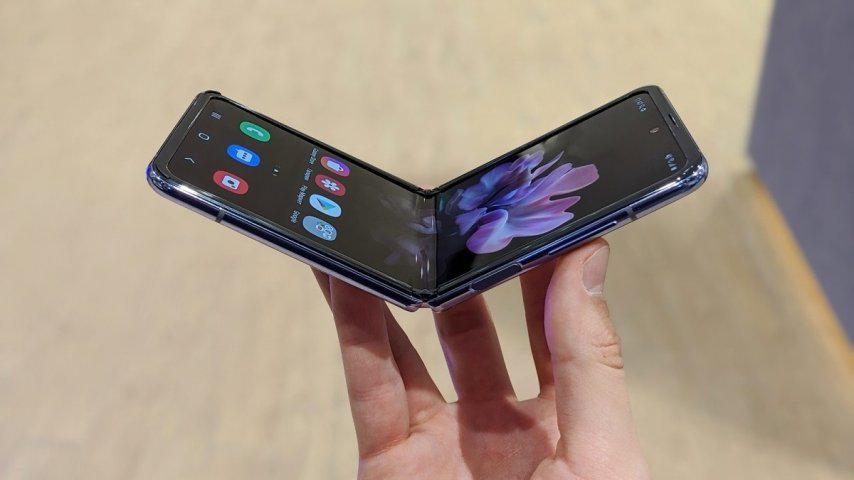 Samsung Galaxy Z Flip, İlk Yazılım Güncellemesine Kavuştu