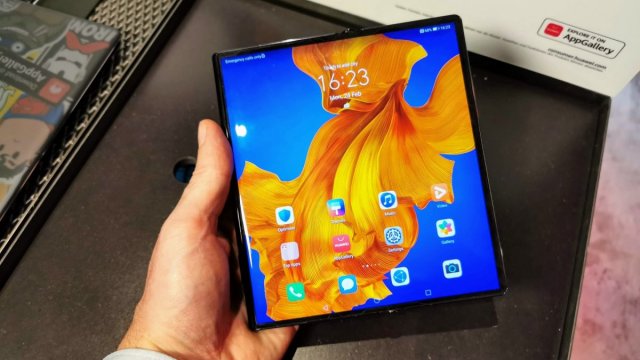 Huawei Mate Xs’in Stokları Türkiye’de Bir Günde Tükendi