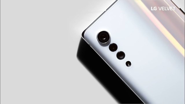 LG, Yeni Telefonu İle Tekrar Piyasaya Çıkıyor