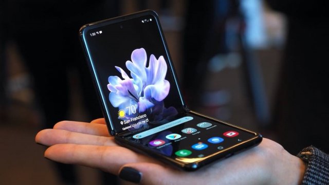 Samsung Galaxy Z Flip 5G Duyuruldu