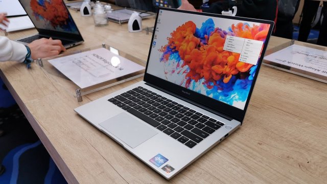 Honor’un Yeni Dizüstü Bilgisayarları Honor Magicbook 14 ve Magicbook 15