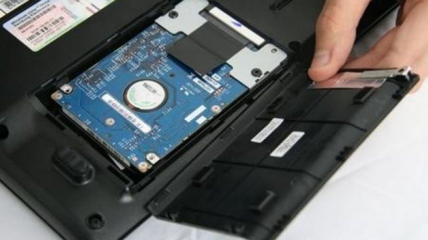Laptop'a SSD Nasıl Takılır?