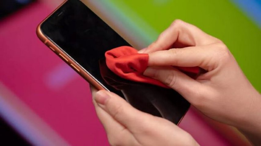 Akıllı Telefonlarda Ekran Temizliği Nasıl Yapılır?