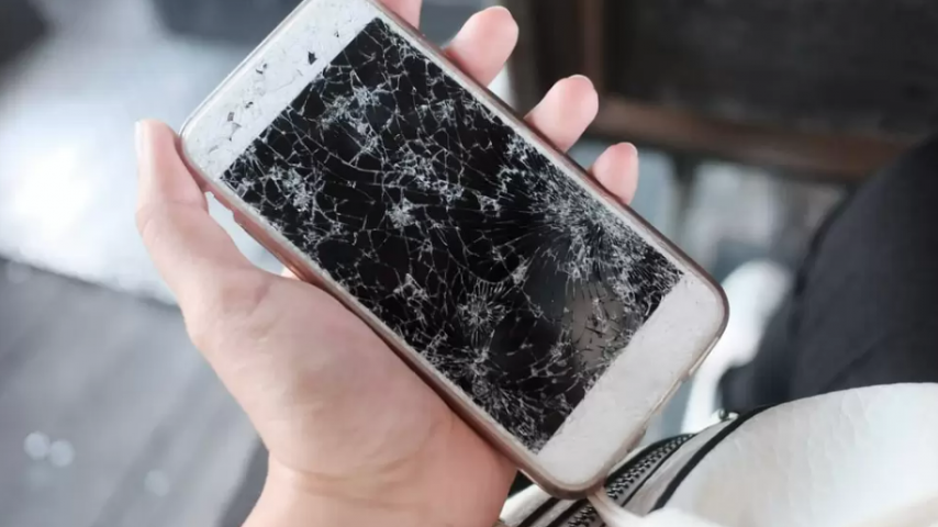 Ekranı Kırılan Telefonlara Ne Yapılır?