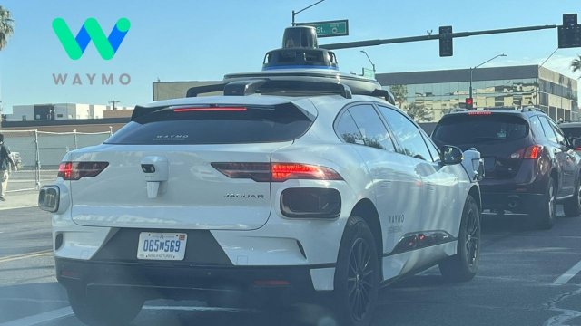 Google’ın kardeşi Waymo’nun otonom araçları Phoenix havalimanında!
