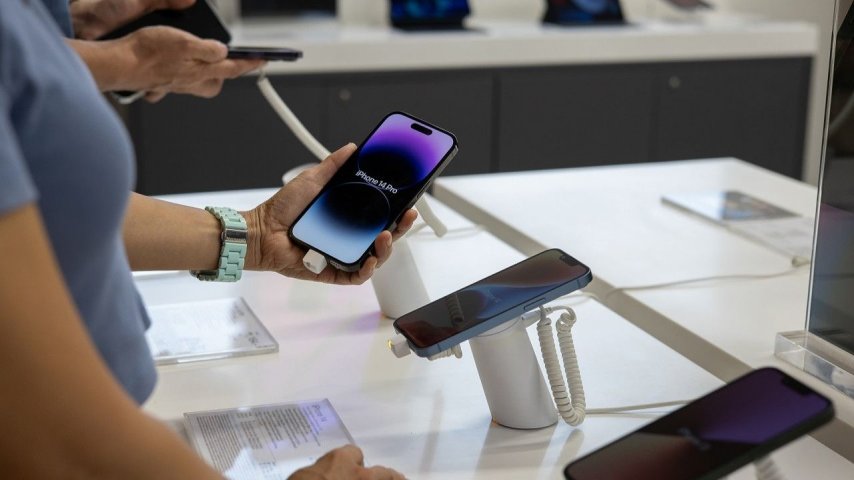 iPhone 14 Satışları Akıllı Telefon Satışlarını Düşürdü!