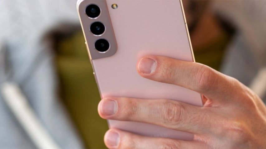 Galaxy S22'nin Satışları Düşmeye Başladı