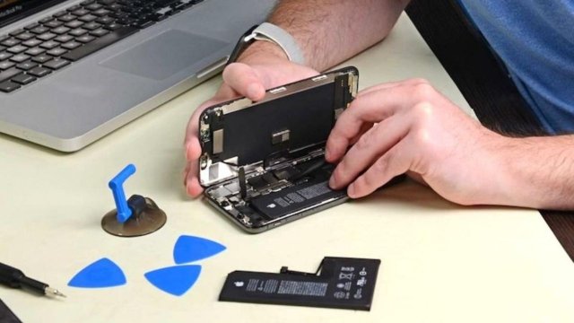 iPhone 11 Ekran Değişimi Nasıl Yapılır?