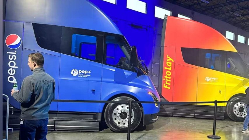 Tesla’dan Semi Truck fabrikasına 67 milyar TL’lik yeni yatırım!