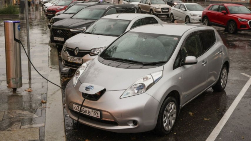 Rusya’dan örnek hareket! Elektrikli araçlara paralı yollar ücretsiz oldu