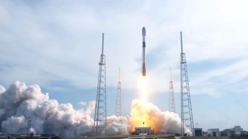 SpaceX, Starlink uydularının 56'sını daha yörüngeye yerleştirdi