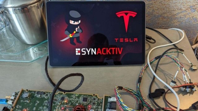 Tesla, Hackerlara 100 Bin Dolar ve Bir Model 3 Hediye Etti
