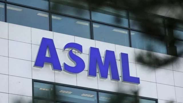 Hollandalı ASML, Çin’e Yönelik Kısıtlamalardan Dolayı Yüzde 10 Zarar Edecek