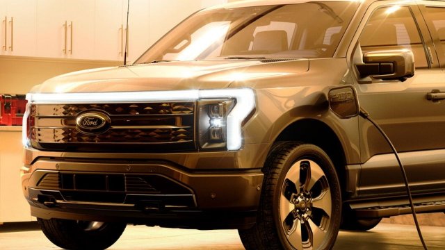 Ford Elektrikli Araç Üretiminde Yıllık Üretim Hedefini Artırıyor