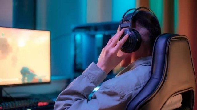 Kulaklıklar Hangi Kulaklıklar Oyun ve Video İçin Uygun?