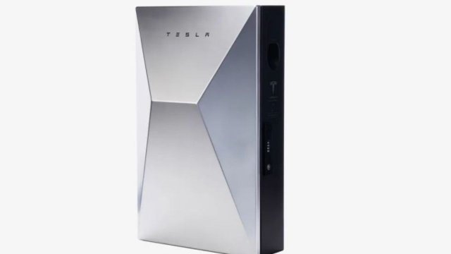 Tesla, Çin Pazarında Cybertruck Tasarımına Sahip Şarj Cihazını Satışa Sunuyor