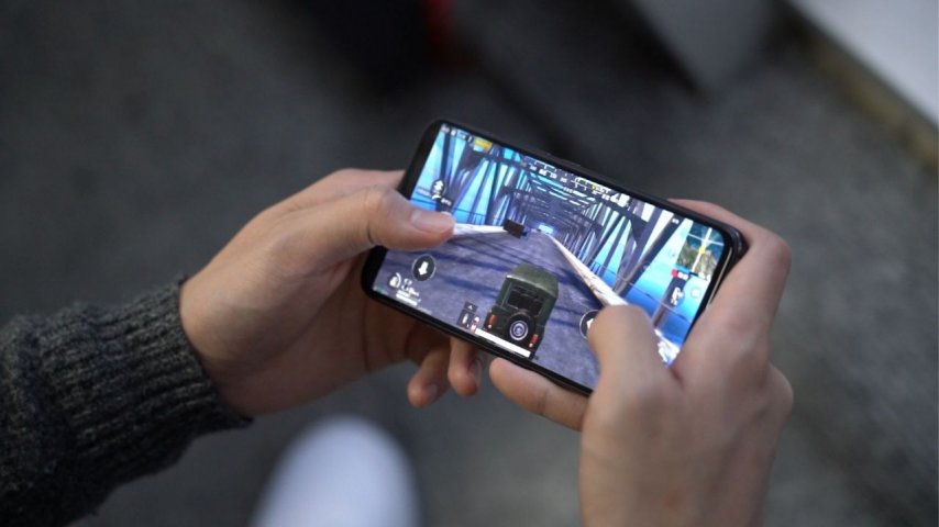 Mobil Oyun ve Sosyal Medya