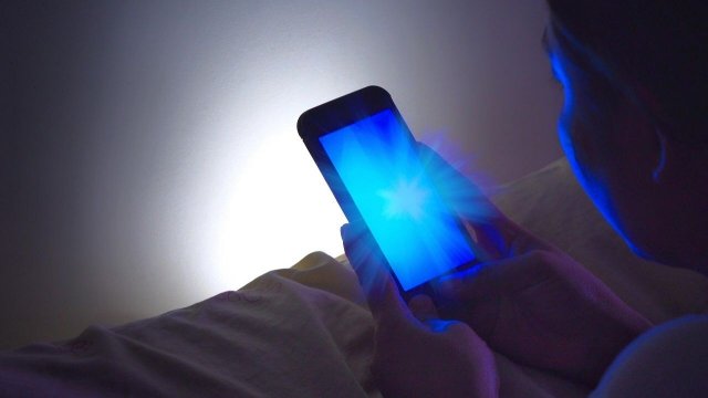 Mavi Işık Nedir? Korunma Yöntemleri Nelerdir?