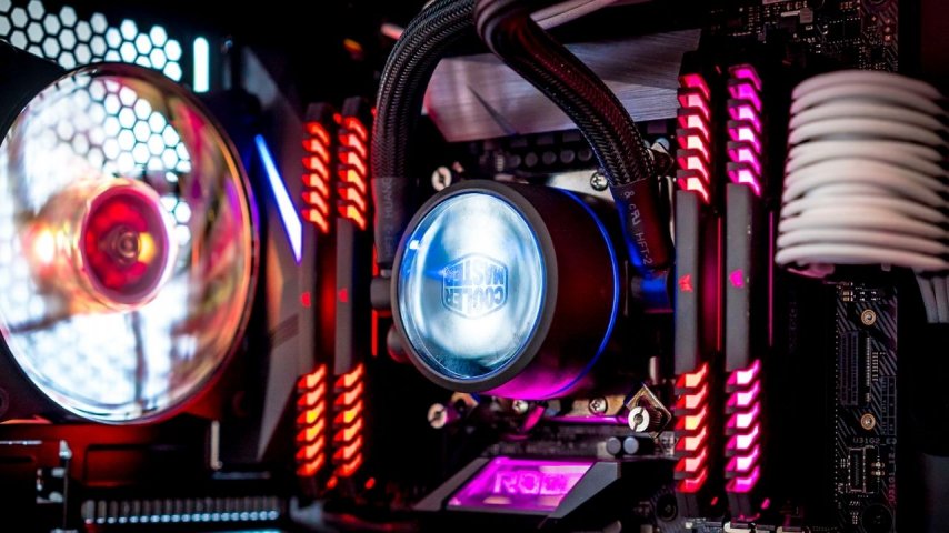 RGB Kasa Fanları Hangi Renk Seçeneklerini Sunar?
