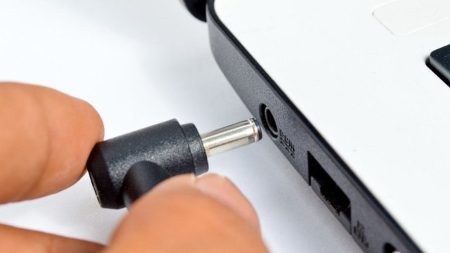 Laptop şarj olmuyor prize takılı dolmuyor! 5 adımda çözüm