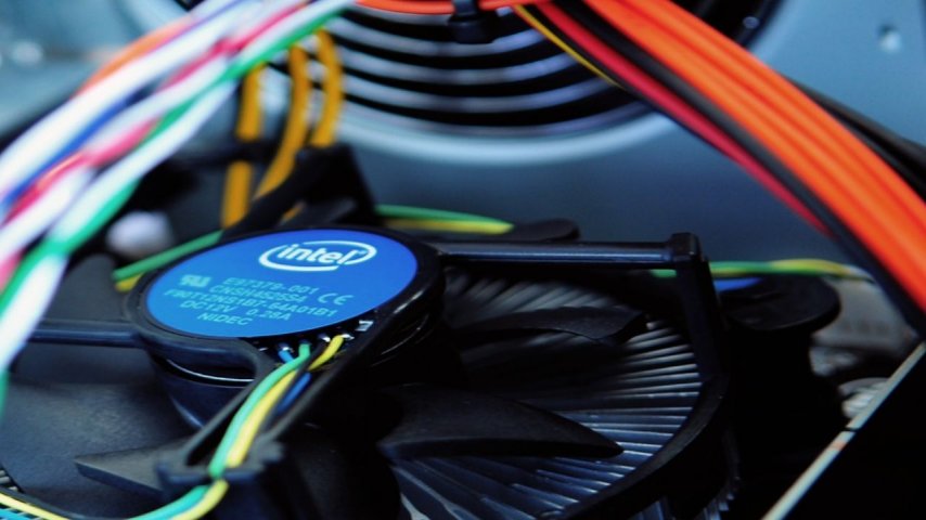 Bilgisayar bileşenleri üreticileri tekelleşmekten korkuyor