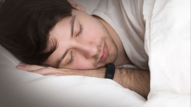 Hangi Akıllı Bileklik En İyi Uyku Takibini Sağlar?