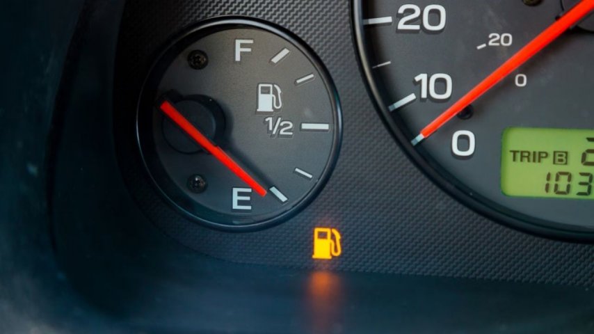 Arabanın rengi yakıt tüketimi etkiler mi? Az yakması için hangi renk almalı?