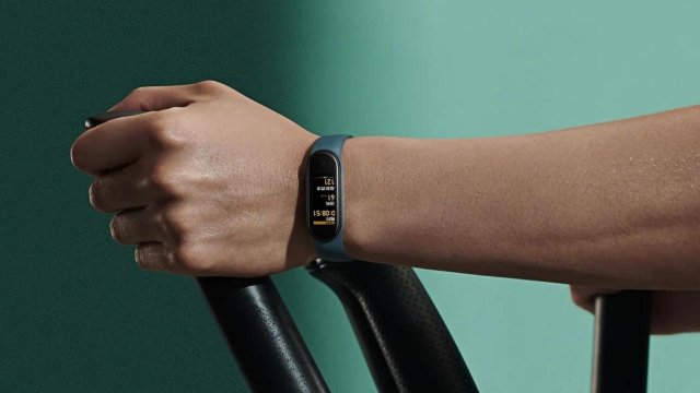 Su Geçirmez Akıllı Bilekliklerle Sağlıklı Bir Yaşam Tarzı Nasıl Desteklenir?