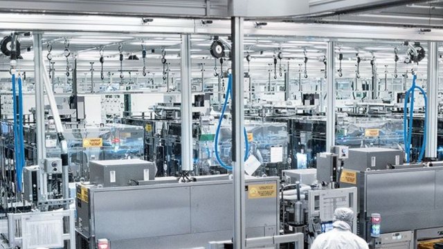 Intel'in hisseleri hızla düşüyor! Yeni projeler yatırımcıların ilgisini çekmiyor