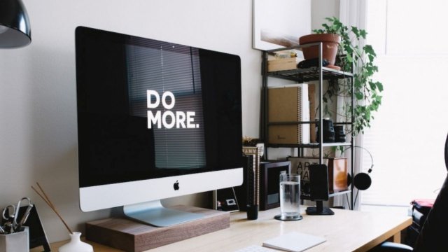 Apple, 32 inç ekrana sahip büyük bir iMac hazırlıyor