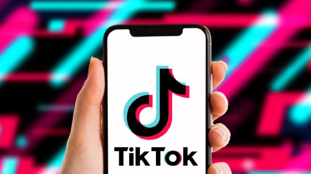 TikTok, iOS Kullanıcılarına Oturum Açmak İçin Geçiş Anahtarları Desteği Sunuyor