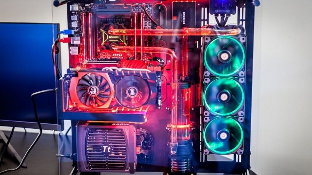 RGB Aydınlatmalı Kasa Fanları Nasıl Kurulur?