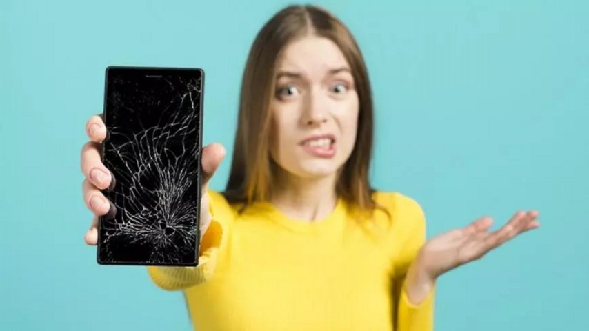 Akıllı Telefonumun Ekranı Kırıldı, Ne Yapmalıyım?