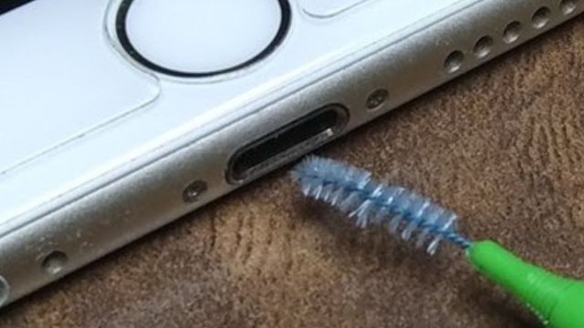 Hangi iPhone Modellerinde Şarj Soketi Temizleme Daha Sık Yapılmalıdır?
