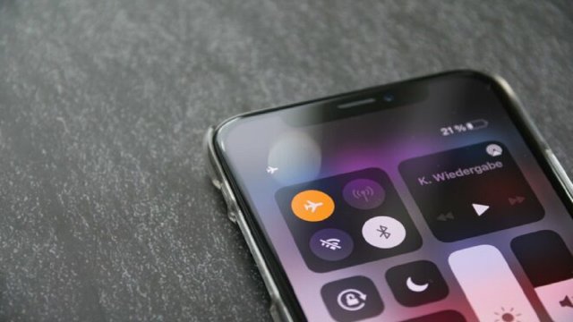 iPhone Kullanıcıları Alarmda: Sahte Uçak Modu Tehdidi Nedir?